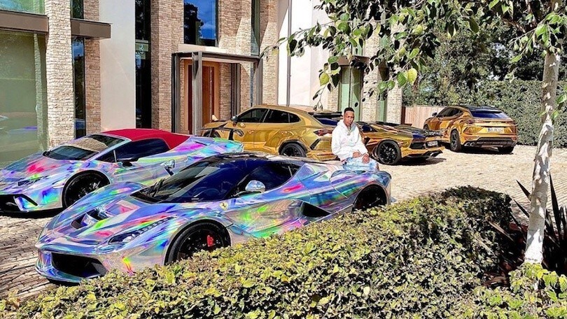 Aubameyang, un garage di lusso "iridescente" e fuori dall'ordinario