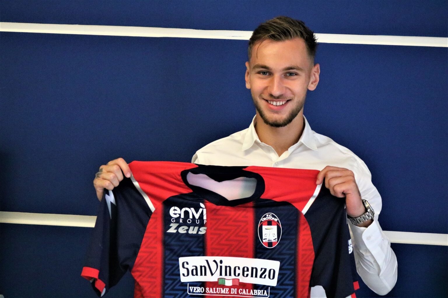 Crotone, dallo Standard Liegi arriva Dragus. E' ufficiale