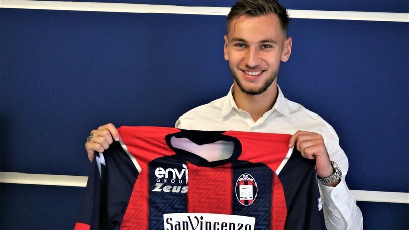 Crotone, dallo Standard Liegi arriva Dragus. E' ufficiale