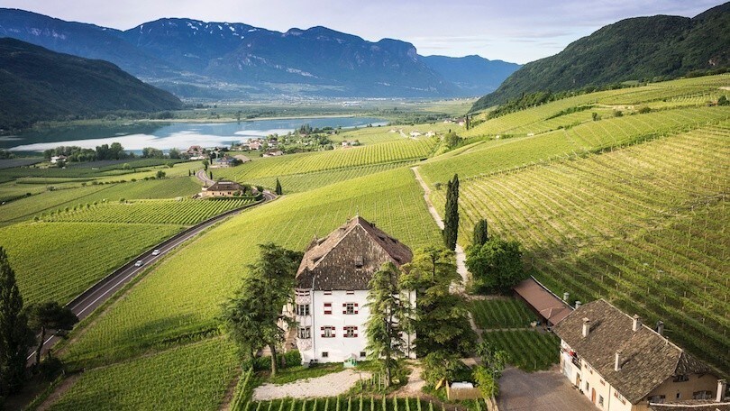 Val d’Adige, tra Medioevo e la Strada del Vino
