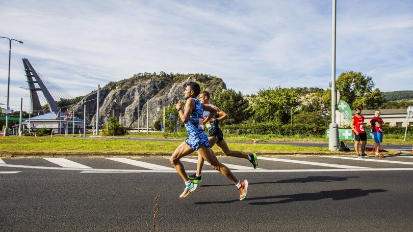 Brillano Said El-Otmani e Fatna Maraoui alla Ústí nad Labem Half Marathon