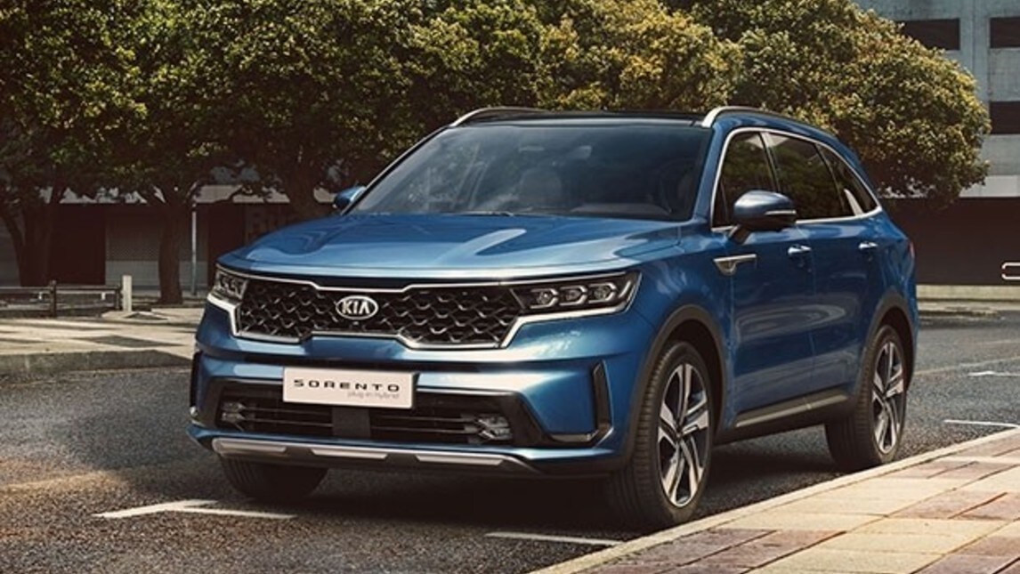 Kia Sorento PHEV, il SUV Plug-in: gli scatti