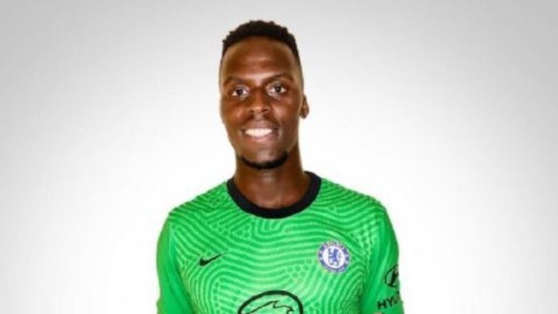 Chelsea, preso Mendy: "Sono felice di essere qui"