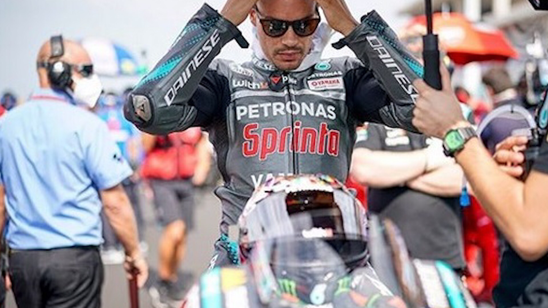 MotoGp, festa Yamaha a Barcellona: Morbidelli pole, Rossi 3°