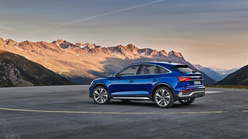 Audi Q5 Sportback: gli scatti