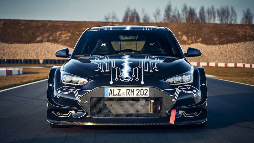 Hyundai RM20e, l'elettrica sportiva Hyundai N alla prova