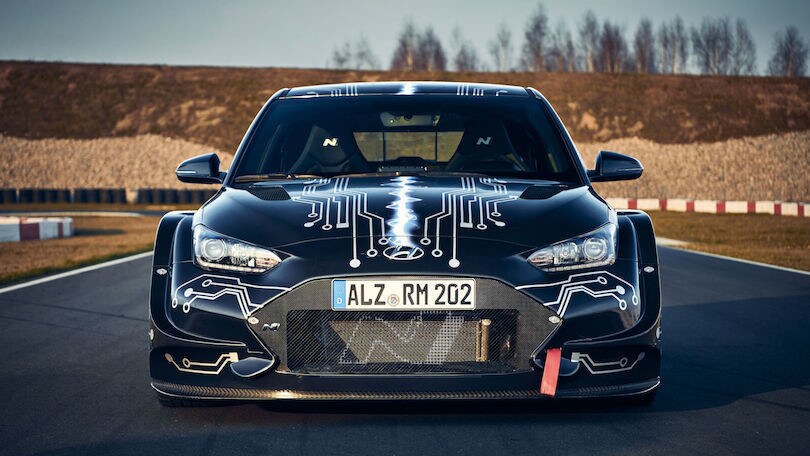 Hyundai RM20e, l'elettrica sportiva Hyundai N alla prova