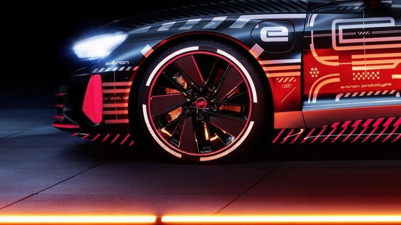 Audi e-tron GT, i primi scatti