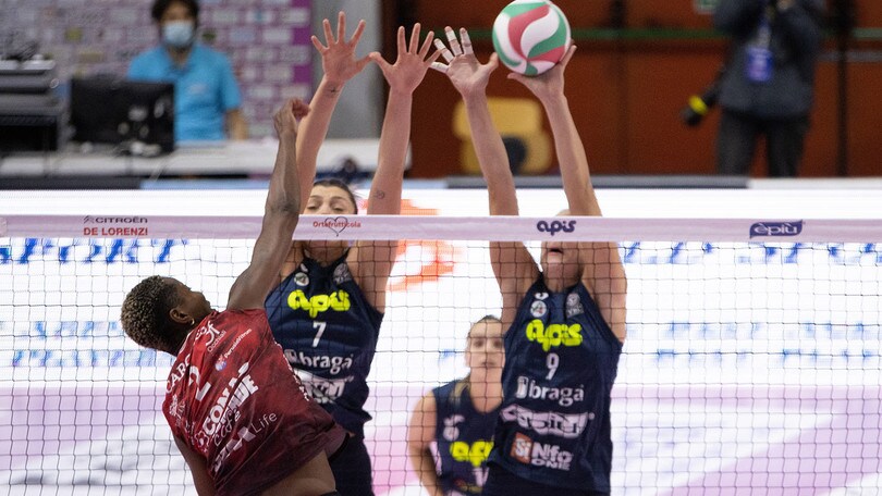 Casalmaggiore vince netto l'anticipo con Perugia