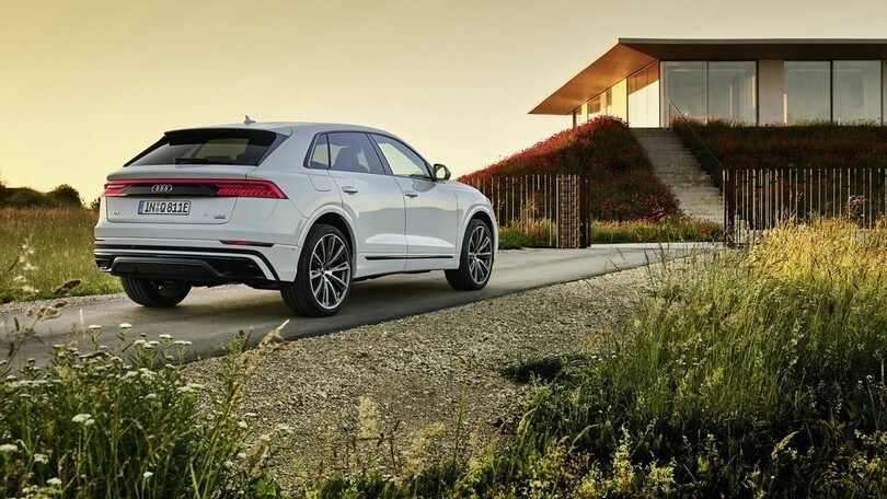 Auto Q8 TFSI e quattro: gli scatti