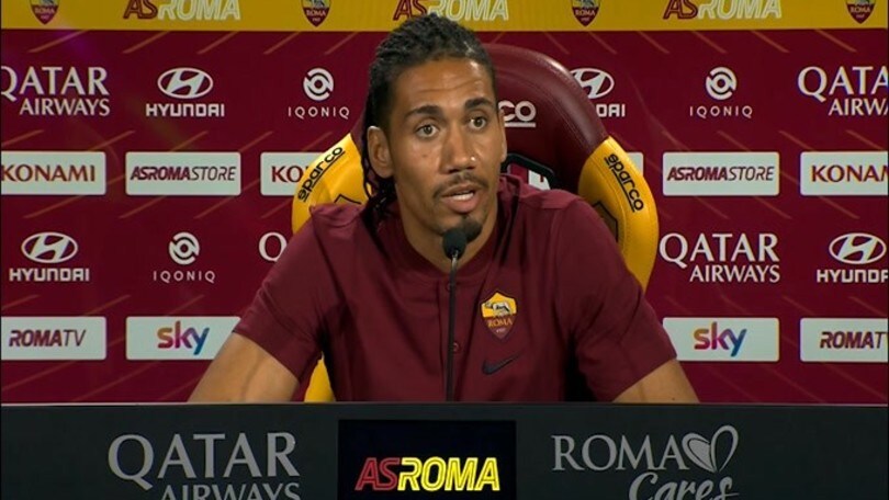 Smalling: "L'accoglienza dei tifosi è stata pure felicità"