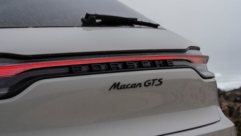Porsche Macan elettrica, sale l'attesa per il Suv a batterie