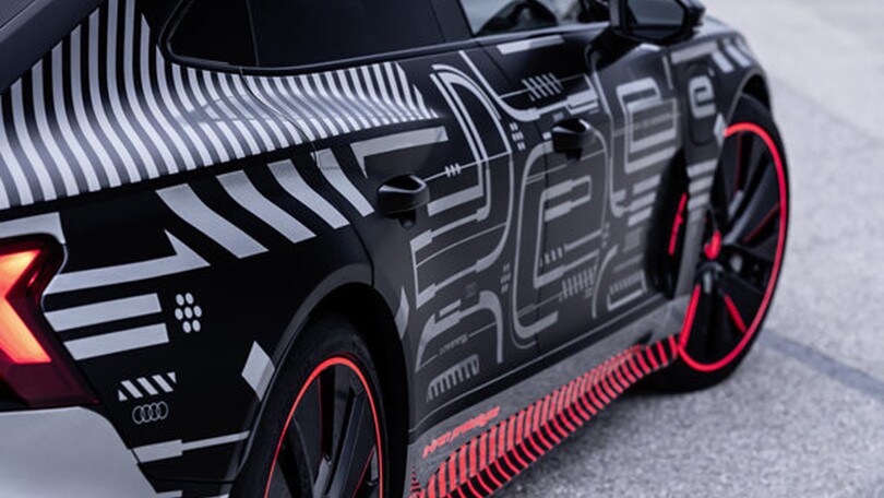 Audi RS e-tron GT, Di Grassi svela la potenza: 700 CV