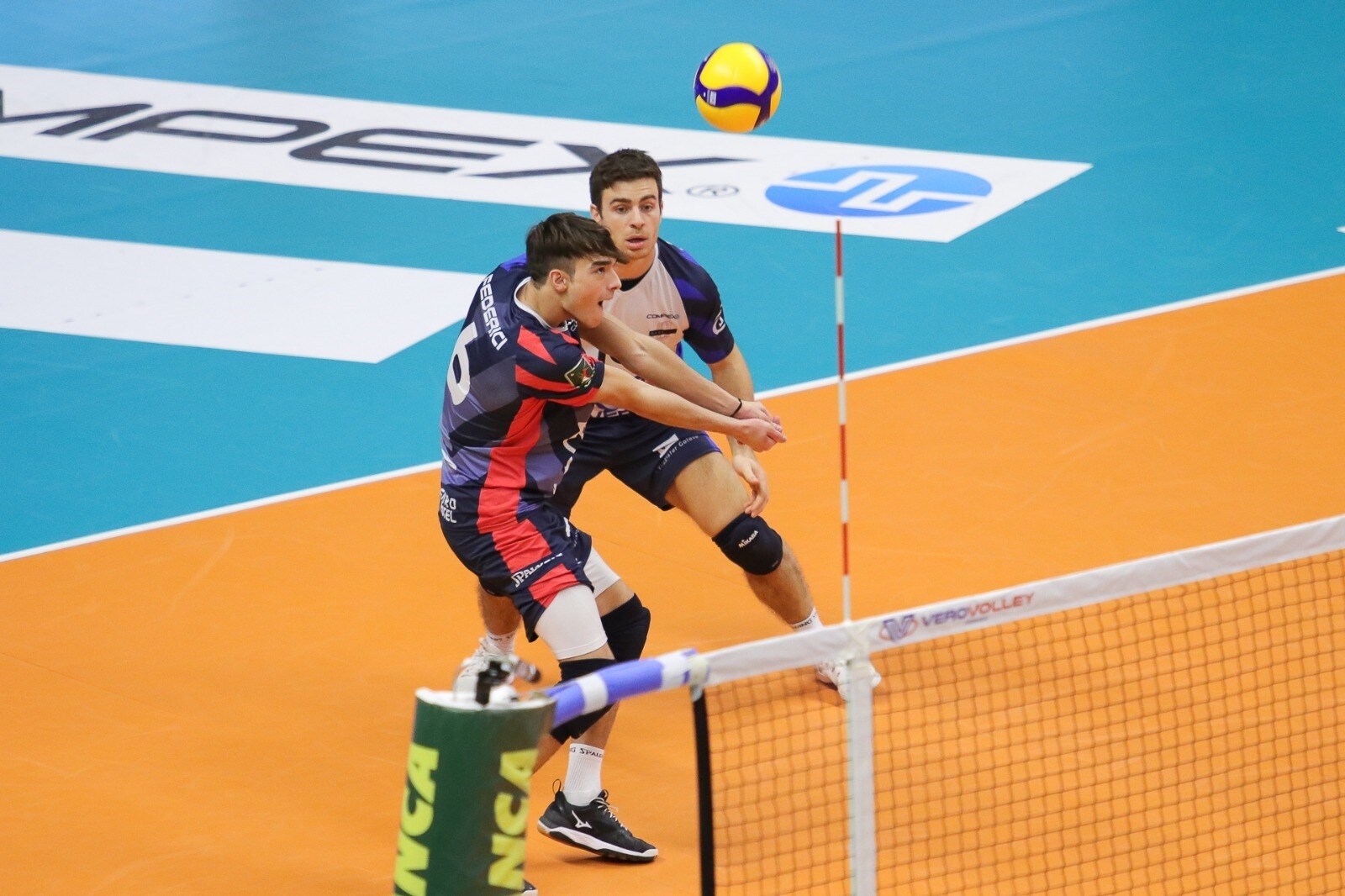 Federici operato al ginocchio destro