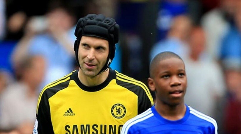 Chelsea, Lampard sorprende tutti: il ritirato Cech nella lista per la Premier