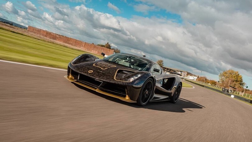 Lotus Evija, a Goodwood 2mila cv per omaggiare gli anni d'oro in F1