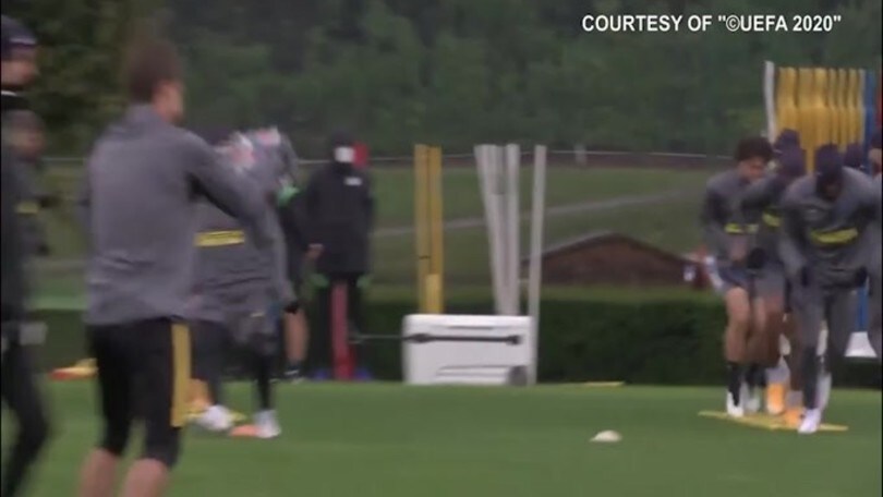 Inter, allenamento sotto la pioggia per i nerazzurri