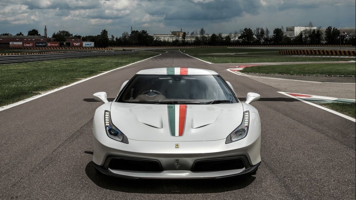 Ferrari 458 MM Speciale: gli scatti