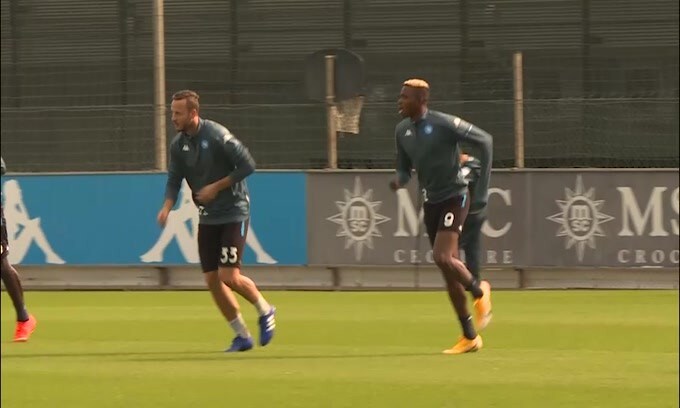 Napoli, allenamento prima di volare in Spagna