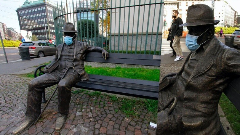A Milano statue con la mascherina: le misure anticovid valgono per tutti