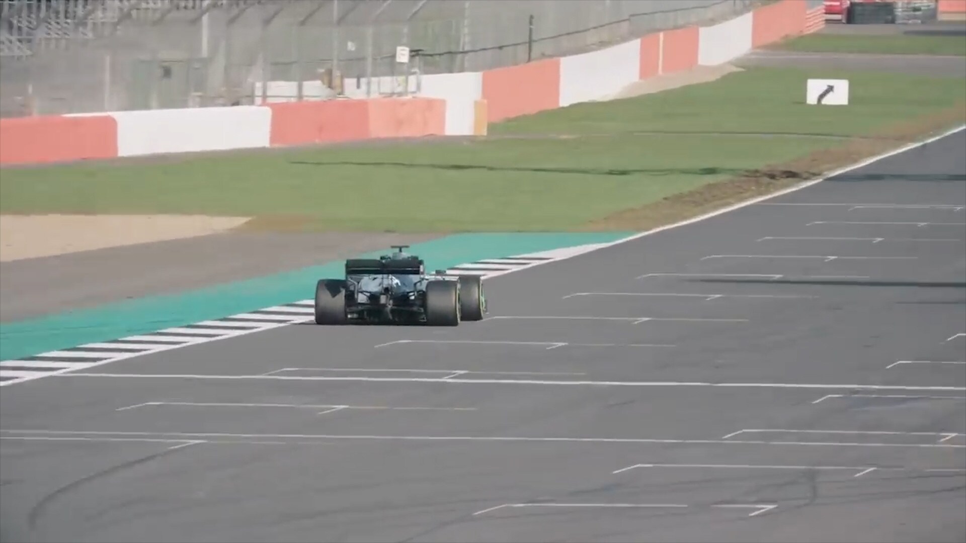 F1, Imola: Bottas in pole davanti a Hamilton. Leclerc 7°