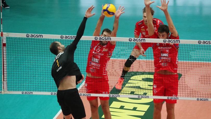 Altri match rinviati in Superlega e A2 per Covid-19