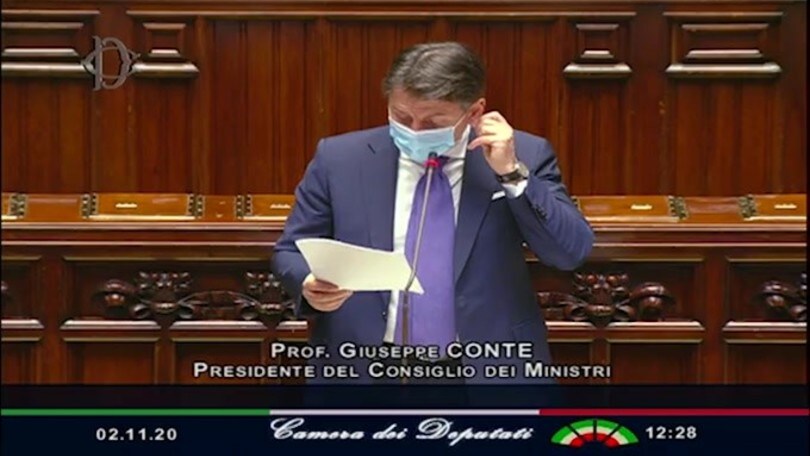 Conte: "Forte rischio per 15 regioni di superare soglia critica di terapie intensive"