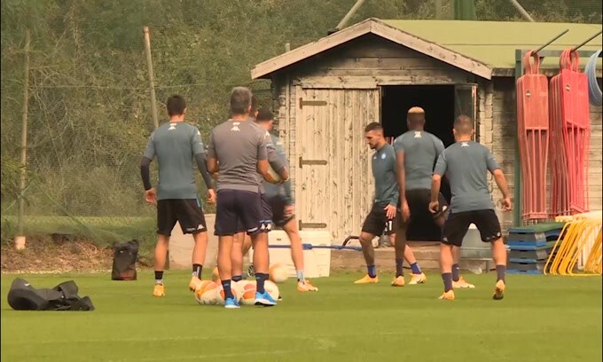 Napoli, Insigne partecipa all'intera seduta con la squadra