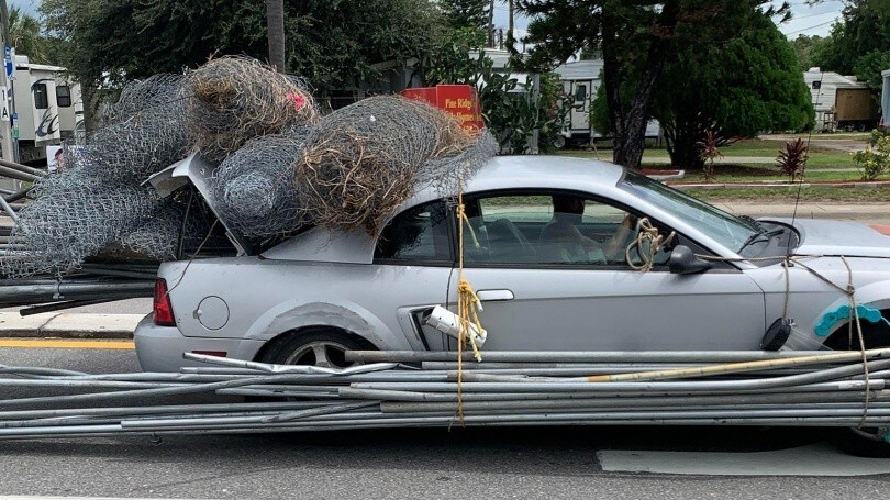 Ford Mustang "portatutto", negli Usa qualcuno l’ha trasformata in un pick-up