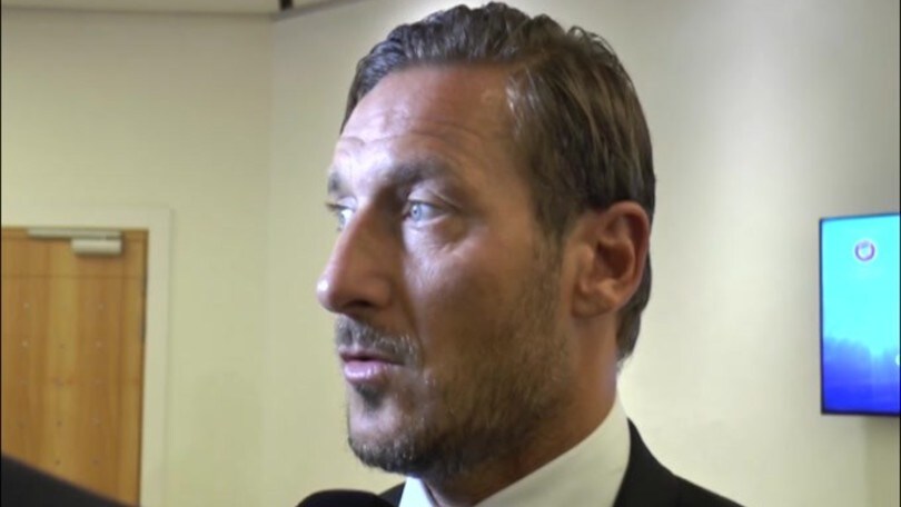 Roma, Salah elogia Totti