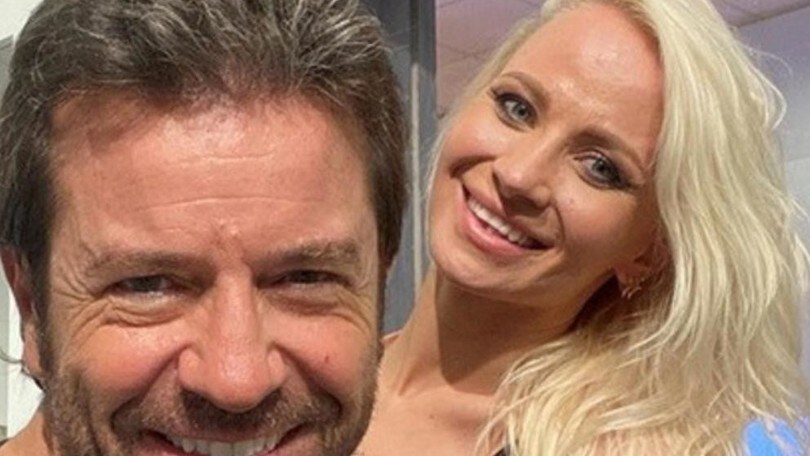 Massimo Boldi e il commento shock: "Trombala che se lo merita"