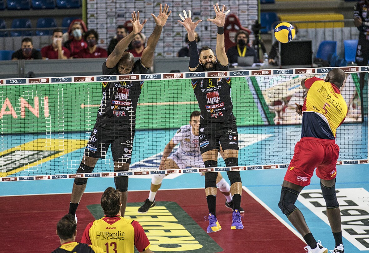 Vibo fa la voce grossa a Civitanova