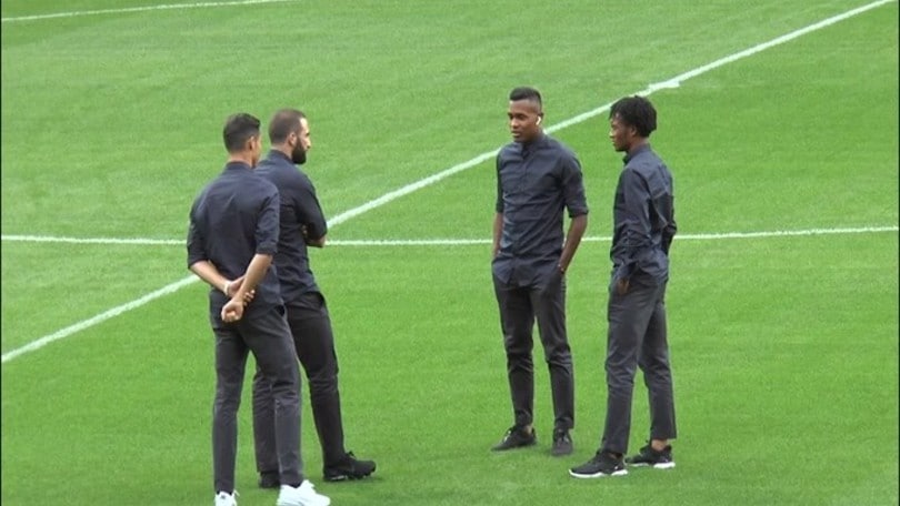 Higuain boccia Cristiano Ronaldo