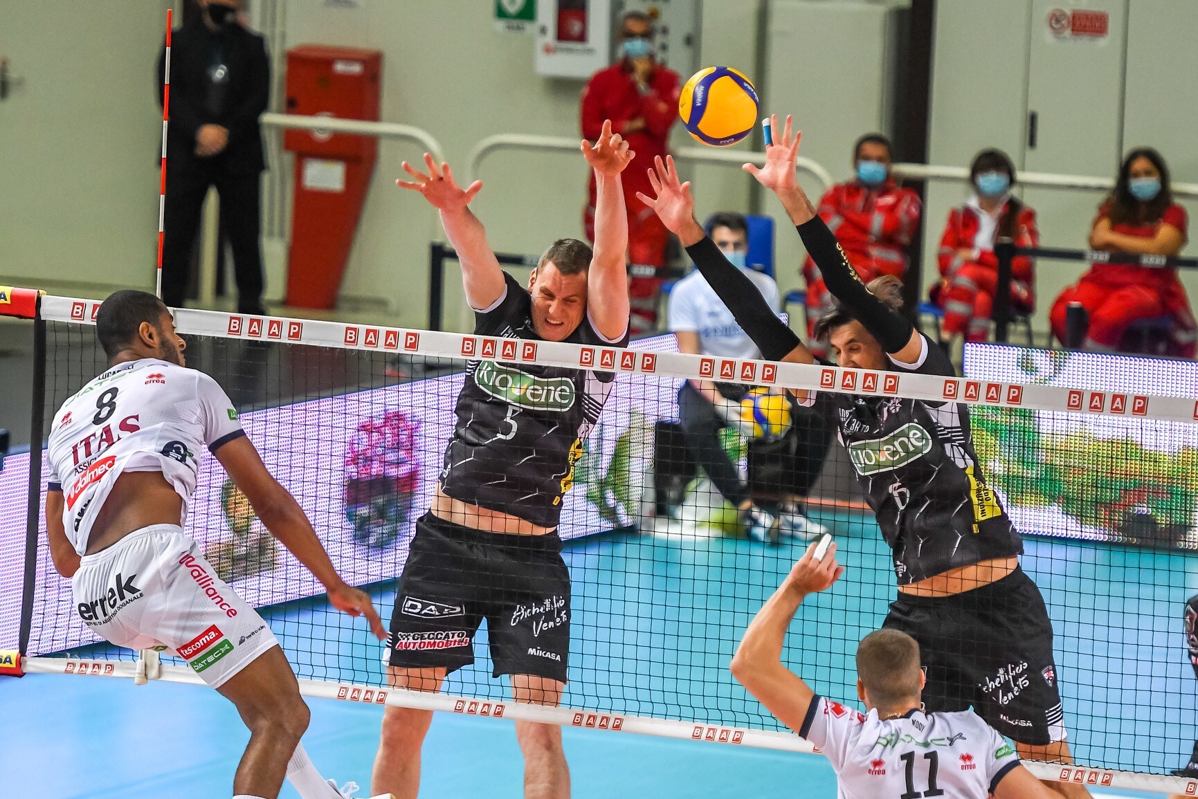 Superlega,il quadro di rinvii e recuperi