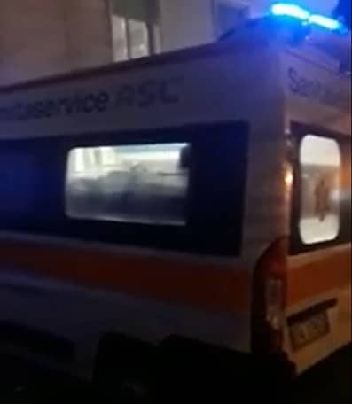 San Giovanni Rotondo, sei ambulanze in fila davanti l'ospedale