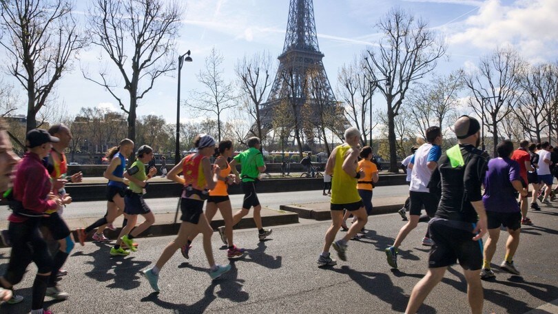 Francia, una petizione per revocare le limitazioni sportive