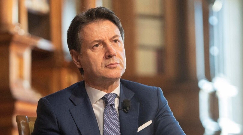Conte: "Vaccino non sarà obbligatorio. Natale? No a vacanze sulla neve"