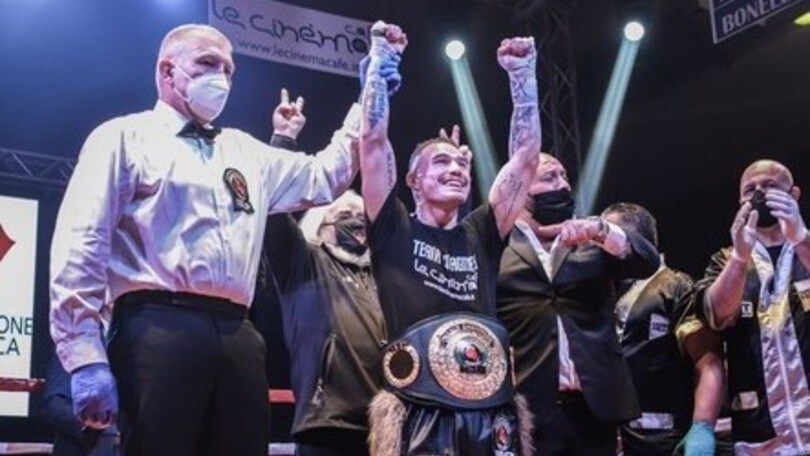 Pugilato, trionfo Magnesi: nuovo campione IBO superpiuma