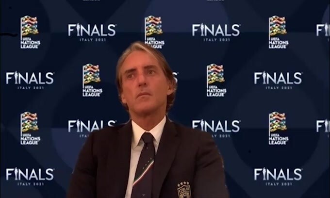 Mancini scherza: "L'isolamento? Sembra sia stato arrestato"
