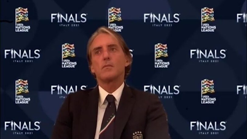 Mancini scherza: "L'isolamento? Sembra sia stato arrestato"