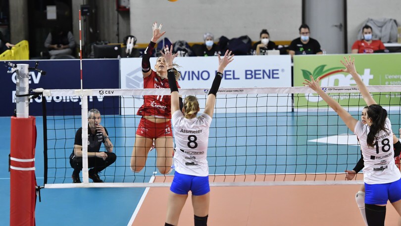 Busto ko con lo Schwerin nella terza sfida della Pool A