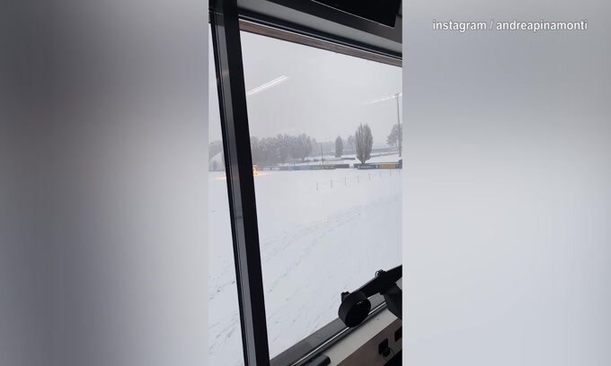 Inter, ad Appiano scende la neve
