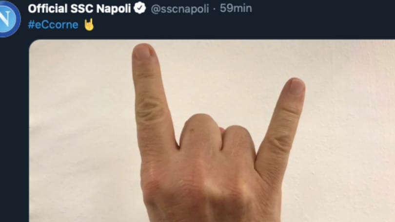 Il Napoli e quel gesto delle corna prima di Juve-Torino