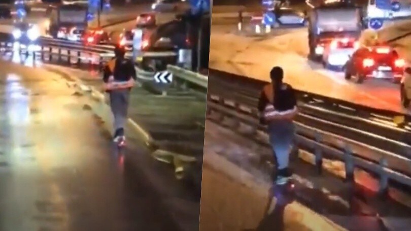 Con il monopattino in autostrada, incredibile al casello