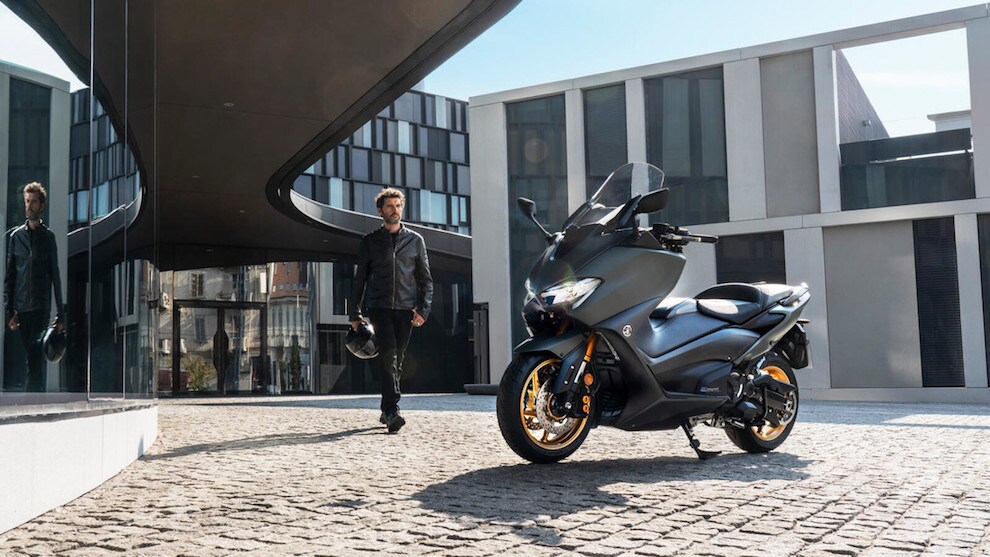 Yamaha TMAX 2021, ecco tutte le novità