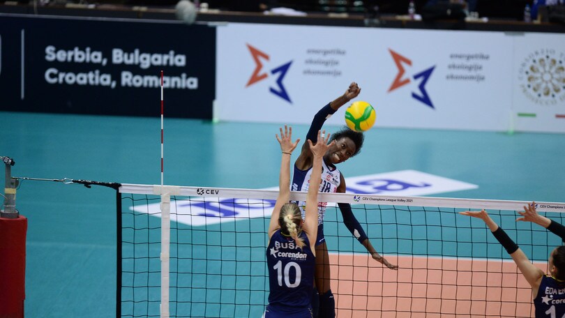 Conegliano schiaccia anche il Fenerbahçe