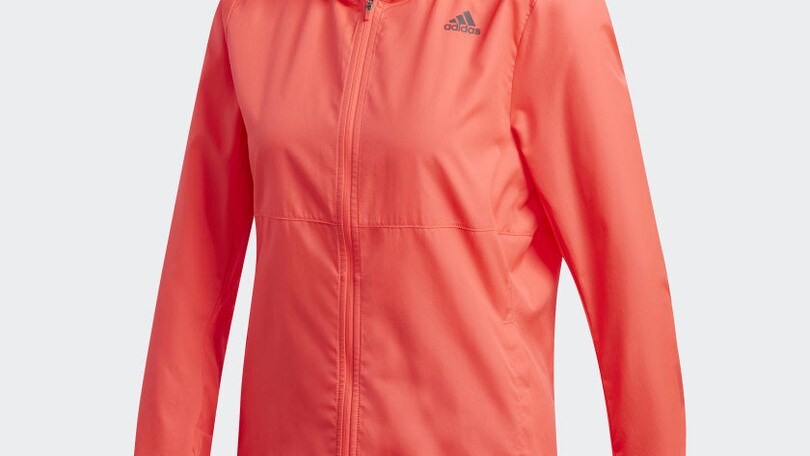 Abbigliamento perr l'inverno, le 10 migliori giacche da running per la pioggia