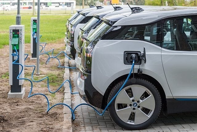 Ecobonus auto, pronti altri incentivi fino a metà del 2021