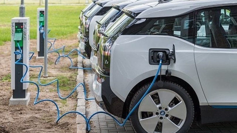 Ecobonus auto, pronti altri incentivi fino a metà del 2021
