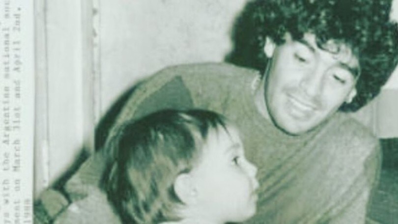 Dalma Maradona, la dedica a papà Diego commuove i social